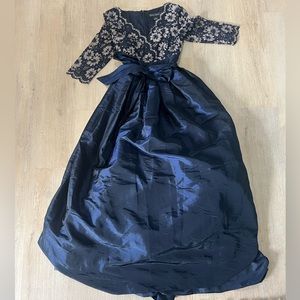 Jessica Howard Size 6 Formal Floor Length Dress